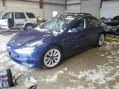 5YJ3E1EA7NF372613 2022 TESLA MODEL 3