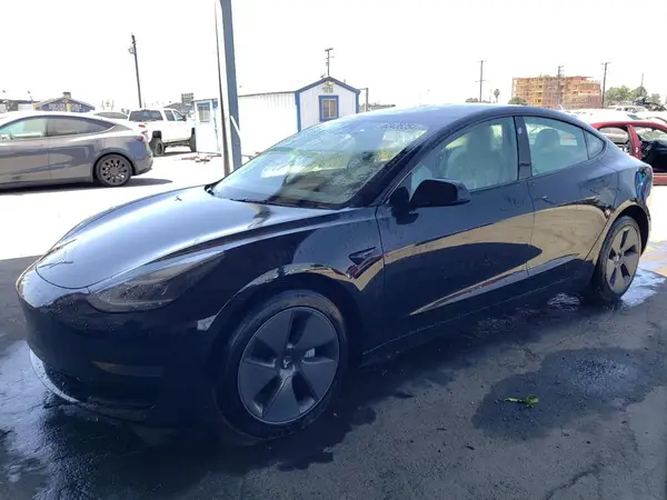 5YJ3E1EA7NF373342 2022 TESLA MODEL 3 - Image 1