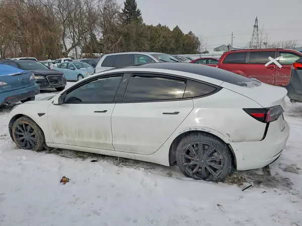 5YJ3E1EA7NF374099 2022 TESLA MODEL 3 - Image 2