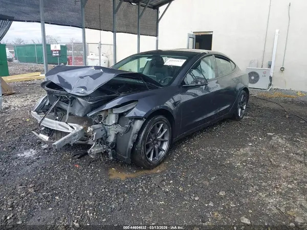 5YJ3E1EA7PF382951 2023 TESLA MODEL 3 - Image 2
