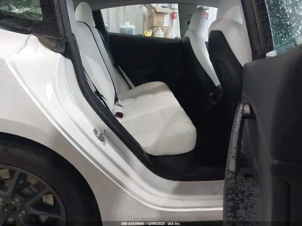 5YJ3E1EA7PF384280 2023 TESLA MODEL 3 - Image 8