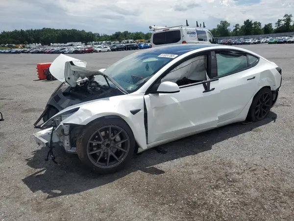 5YJ3E1EA7PF396624 2023 TESLA MODEL 3 - Image 1