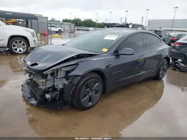 5YJ3E1EA7PF396901 2023 TESLA MODEL 3 - Image 2