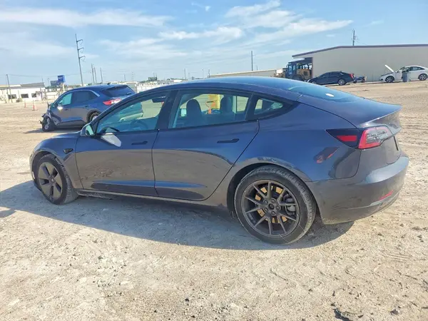 5YJ3E1EA7PF400767 2023 TESLA MODEL 3 - Image 2