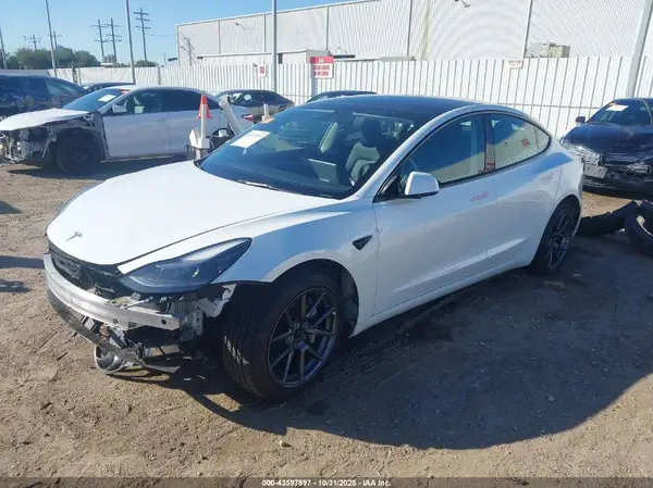 5YJ3E1EA7PF403507 2023 TESLA MODEL 3 - Image 2