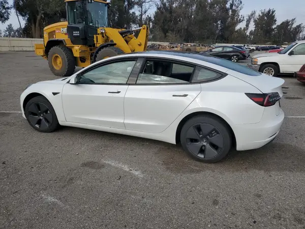 5YJ3E1EA7PF406584 2023 TESLA MODEL 3 - Image 2
