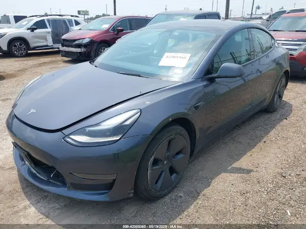 5YJ3E1EA7PF409243 2023 TESLA MODEL 3 - Image 2