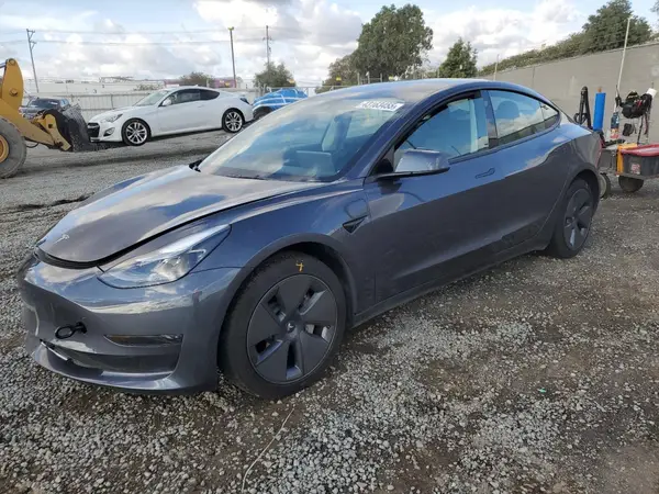 5YJ3E1EA7PF410411 2023 TESLA MODEL 3 - Image 1