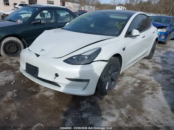 5YJ3E1EA7PF412157 2023 TESLA MODEL 3 - Image 2