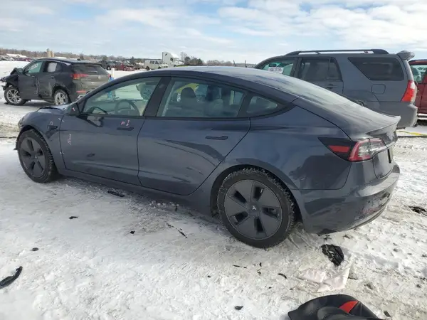 5YJ3E1EA7PF417200 2023 TESLA MODEL 3 - Image 2