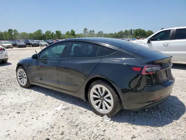 5YJ3E1EA7PF418895 2023 TESLA MODEL 3 - Image 2