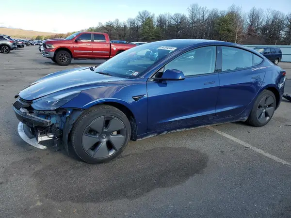 5YJ3E1EA7PF425247 2023 TESLA MODEL 3 - Image 1