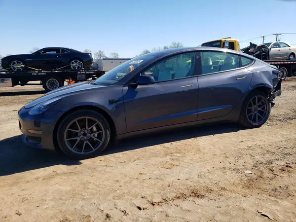 5YJ3E1EA7PF425698 2023 TESLA MODEL 3 - Image 1