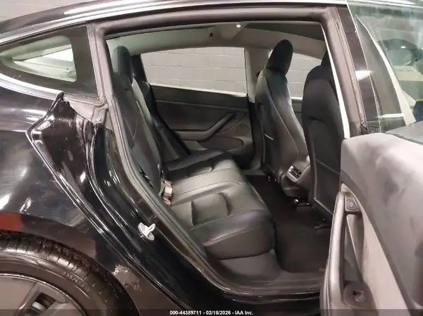 5YJ3E1EA7PF427953 2023 TESLA MODEL 3 - Image 8