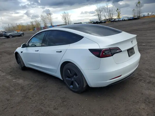 5YJ3E1EA7PF428035 2023 TESLA MODEL 3 - Image 2