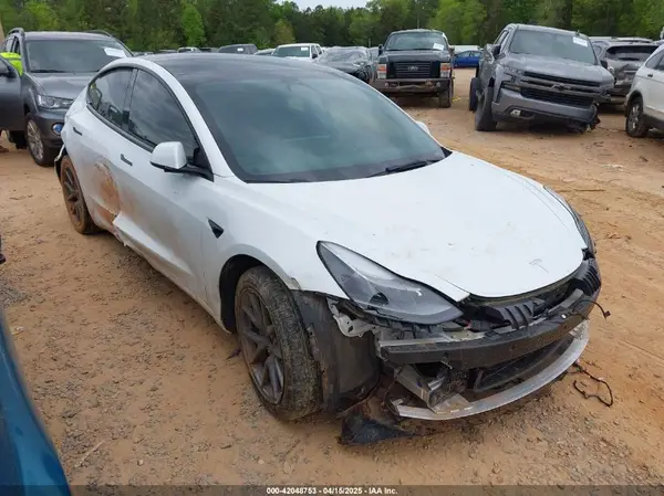 5YJ3E1EA7PF431422 2023 TESLA MODEL 3 - Image 1