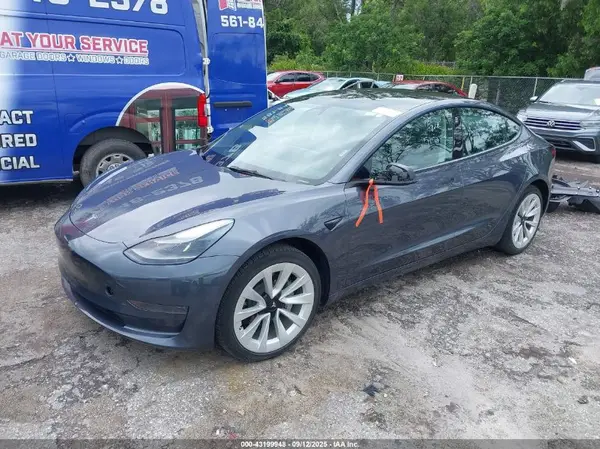5YJ3E1EA7PF434711 2023 TESLA MODEL 3 - Image 2