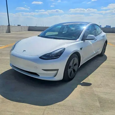 5YJ3E1EA7PF438239 2023 TESLA MODEL 3 - Image 2