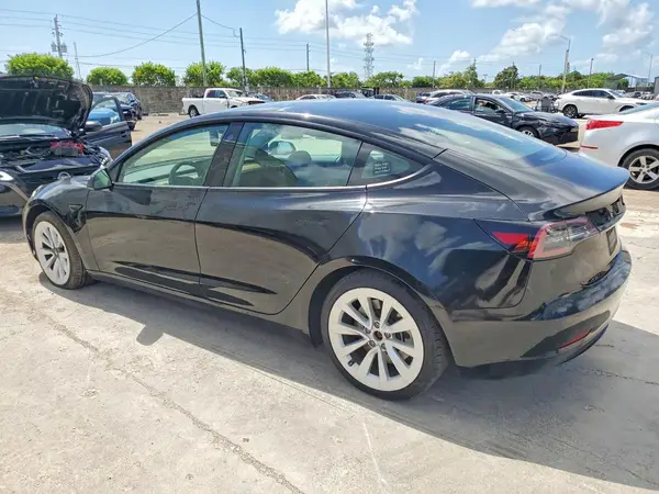 5YJ3E1EA7PF438449 2023 TESLA MODEL 3 - Image 2