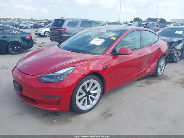 5YJ3E1EA7PF439231 2023 TESLA MODEL 3 - Image 2