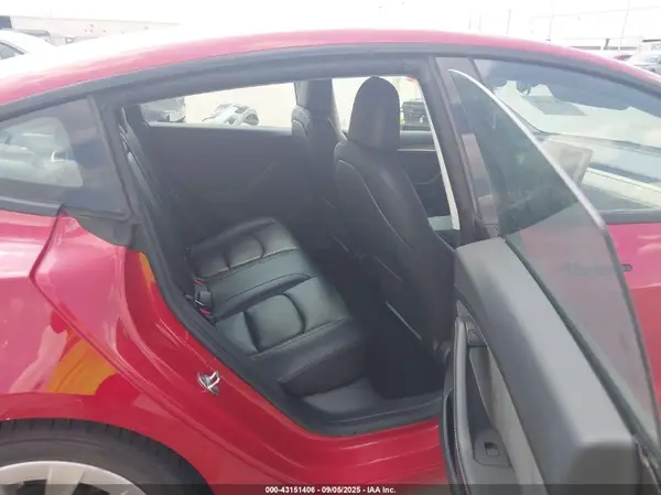 5YJ3E1EA7PF439231 2023 TESLA MODEL 3 - Image 8