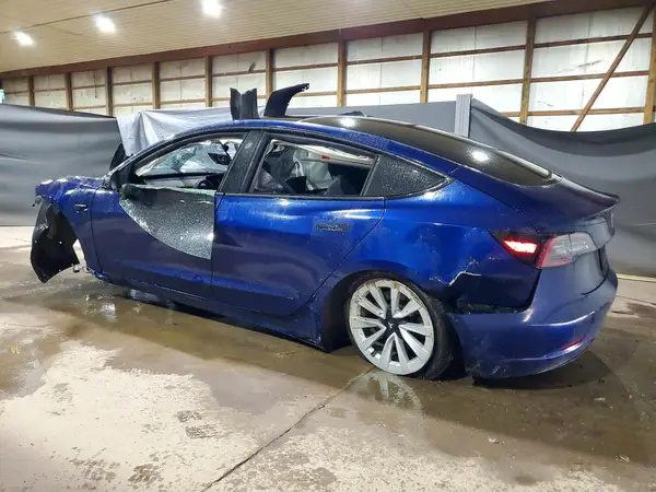 5YJ3E1EA7PF446812 2023 TESLA MODEL 3 - Image 2
