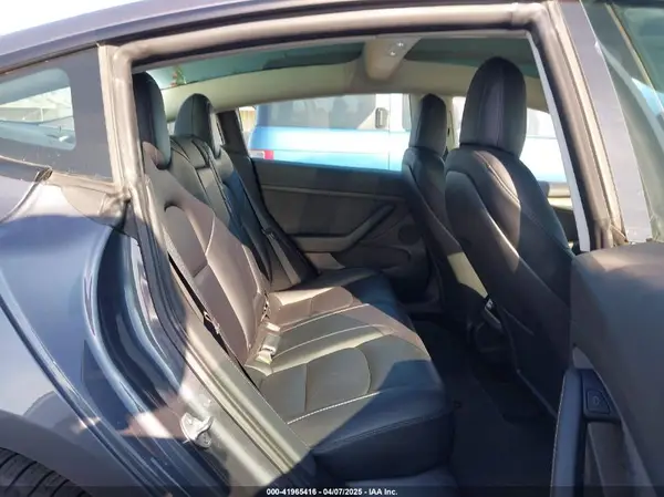 5YJ3E1EA7PF447409 2023 TESLA MODEL 3 - Image 8