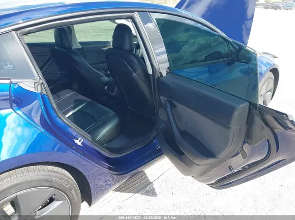 5YJ3E1EA7PF448253 2023 TESLA MODEL 3 - Image 8