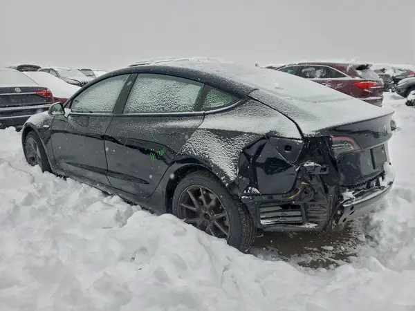 5YJ3E1EA7PF448513 2023 TESLA MODEL 3 - Image 2