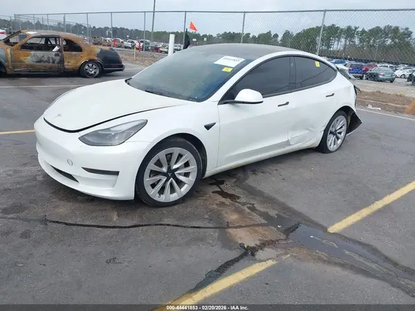 5YJ3E1EA7PF451282 2023 TESLA MODEL 3 - Image 2