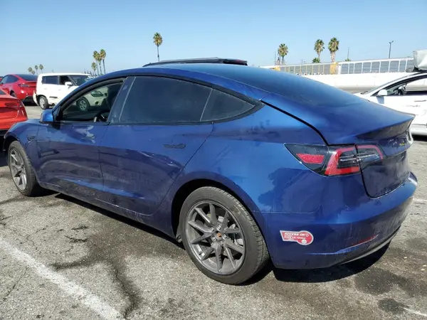 5YJ3E1EA7PF451542 2023 TESLA MODEL 3 - Image 2