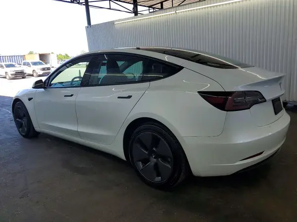 5YJ3E1EA7PF455879 2023 TESLA MODEL 3 - Image 2