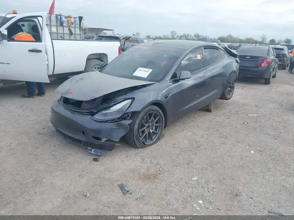 5YJ3E1EA7PF456336 2023 TESLA MODEL 3 - Image 2
