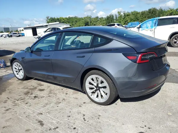 5YJ3E1EA7PF456613 2023 TESLA MODEL 3 - Image 2