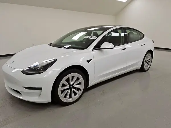 5YJ3E1EA7PF459060 2023 TESLA MODEL 3 - Image 1
