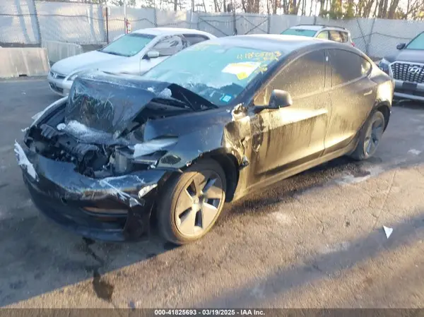 5YJ3E1EA7PF459494 2023 TESLA MODEL 3 - Image 2
