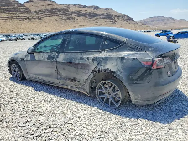 5YJ3E1EA7PF462721 2023 TESLA MODEL 3 - Image 2