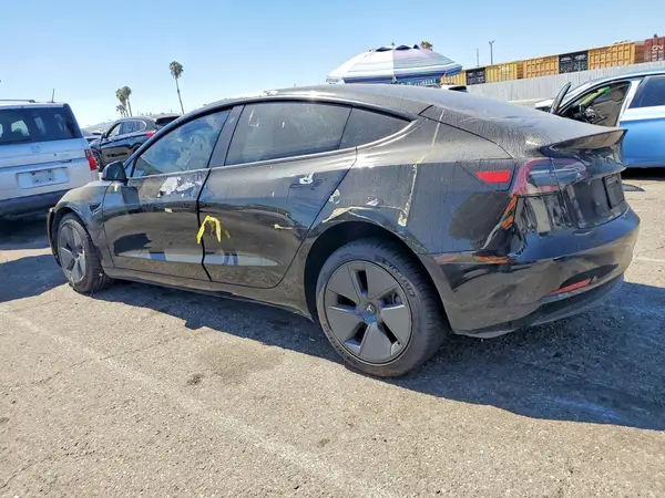 5YJ3E1EA7PF462962 2023 TESLA MODEL 3 - Image 2