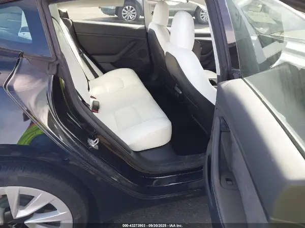 5YJ3E1EA7PF465117 2023 TESLA MODEL 3 - Image 8