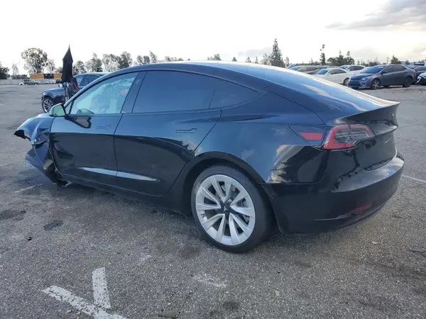 5YJ3E1EA7PF466364 2023 TESLA MODEL 3 - Image 2