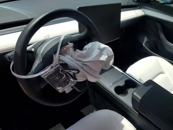 5YJ3E1EA7PF472150 2023 TESLA MODEL 3 - Image 8