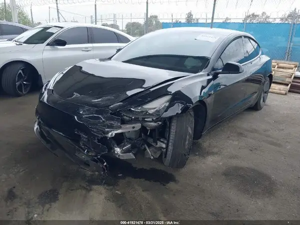 5YJ3E1EA7PF473749 2023 TESLA MODEL 3 - Image 2