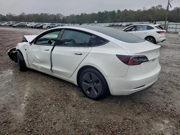 5YJ3E1EA7PF476375 2023 TESLA MODEL 3 - Image 2