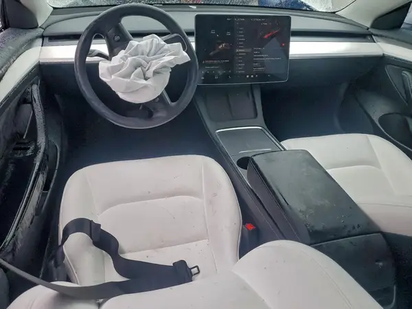 5YJ3E1EA7PF476375 2023 TESLA MODEL 3 - Image 8