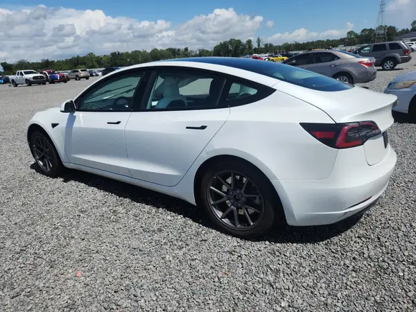 5YJ3E1EA7PF484296 2023 TESLA MODEL 3 - Image 2