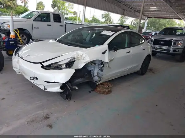 5YJ3E1EA7PF484511 2023 TESLA MODEL 3 - Image 2