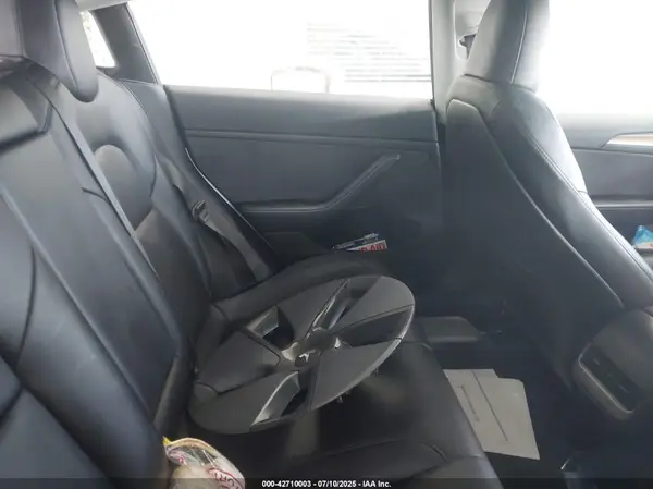 5YJ3E1EA7PF484511 2023 TESLA MODEL 3 - Image 8