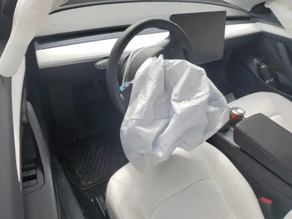 5YJ3E1EA7PF488767 2023 TESLA MODEL 3 - Image 8