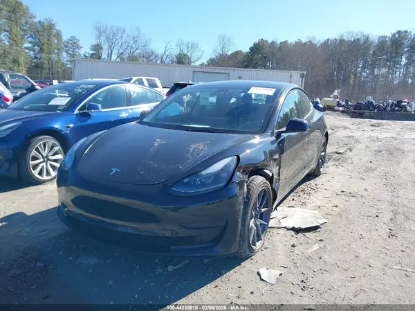 5YJ3E1EA7PF492687 2023 TESLA MODEL 3 - Image 2