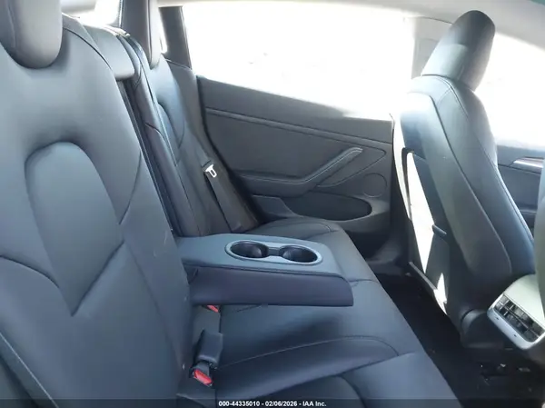 5YJ3E1EA7PF492687 2023 TESLA MODEL 3 - Image 8